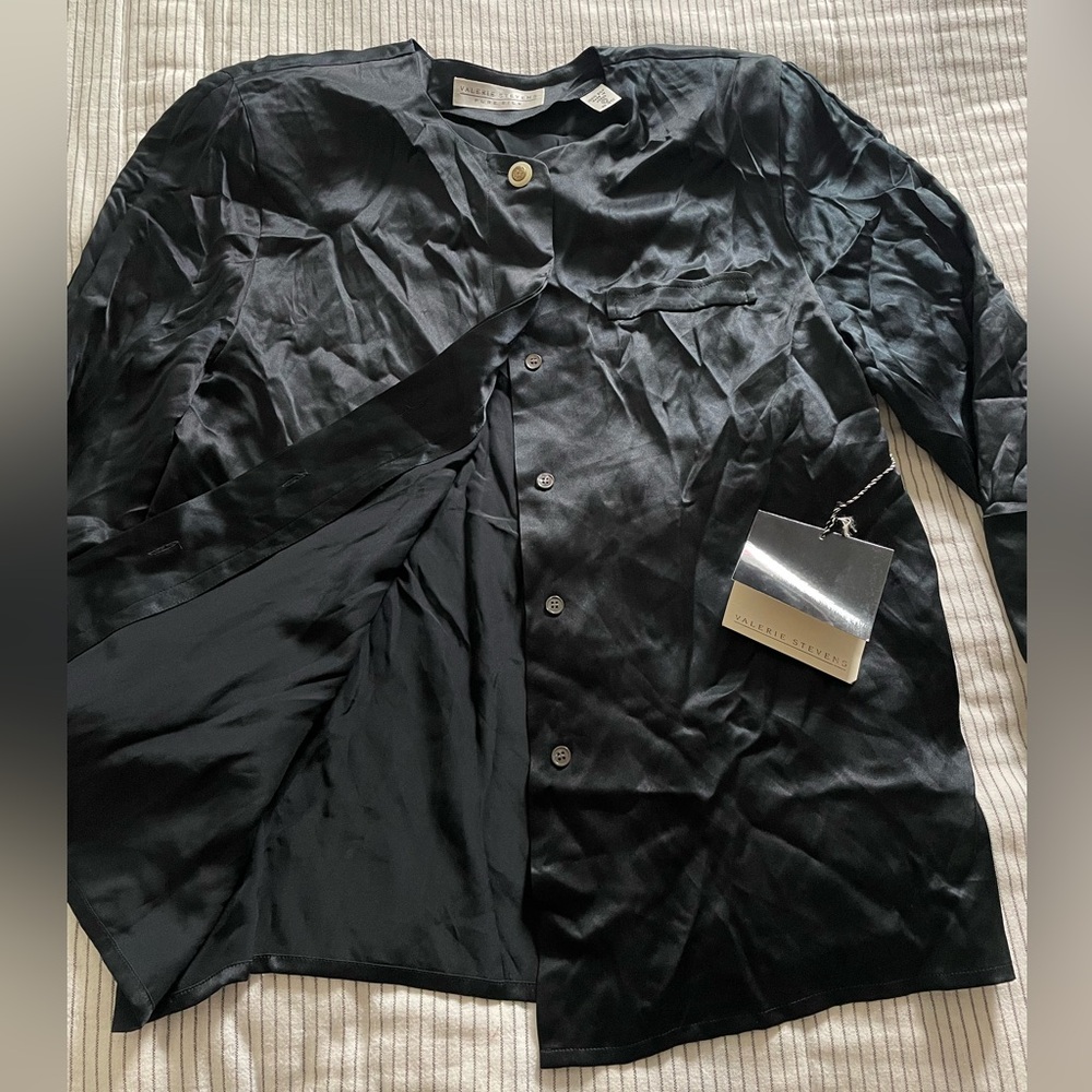 Valerie Stevens Black Silk Blouse - Picture 5 of 12